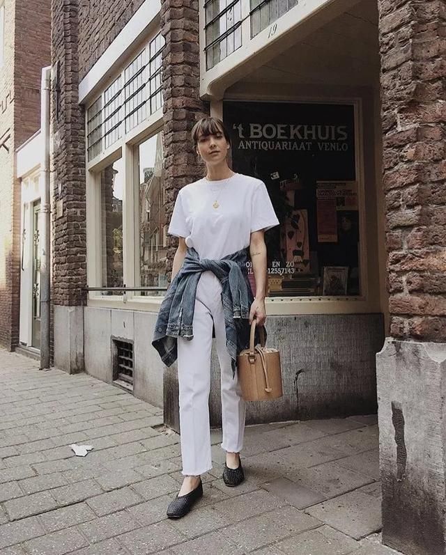 关于白色牛仔裤,这些是时尚博主没告诉过大家的搭配心机