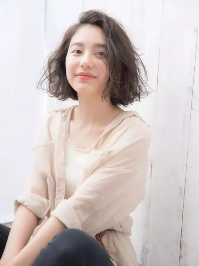 2018年最受欢迎14款发型，有你喜欢的那款吗？