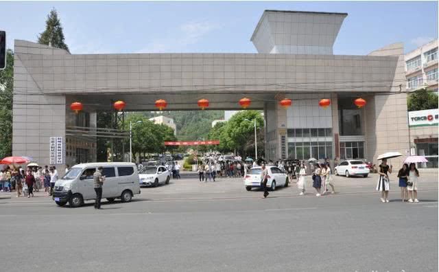 「所属」安徽最牛县级市，GDP排名所属管辖市第一，有“九省通衢”的称号