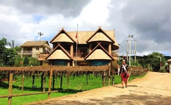 走进大山深处，探秘中国最原始的部落族群，去感知人类进化的历程