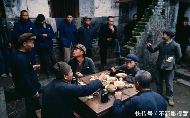 老照片１９８０年的中国社会百态，难得一见，值得收藏