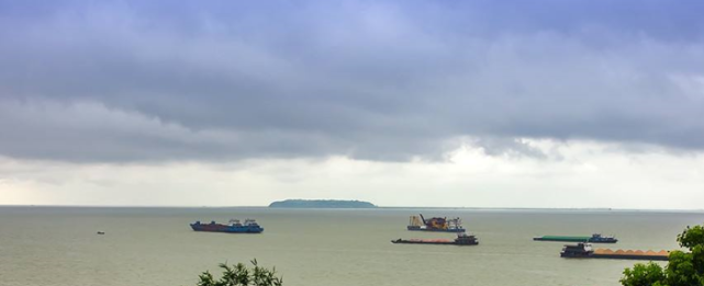 湖南一城市，地理位置优越且喜迎新机场，未来发展更上一层楼