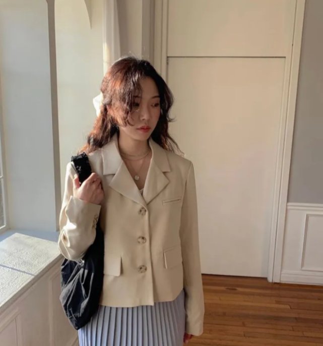  #怀疑#千万别怀疑,穿冰淇淋西装的都是小仙女