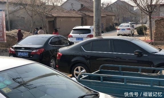 农村家庭条件不好的人为何也要买汽车？60岁的老农说出两点原因