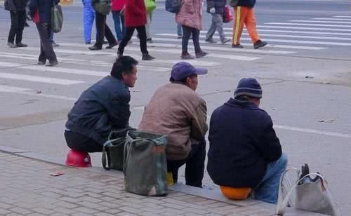  「都会」临近年底，农村这3个“冷门工作”迎来春天，月赚上万不