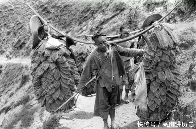 百年前真实农村人生活老照片, 比电视上演的贫苦多了, 令人心酸!