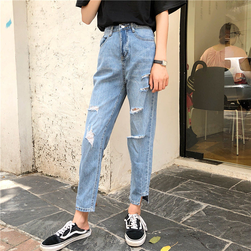 传统的牛仔裤别穿了，现在的小年轻都穿“破的”，时髦又洋气