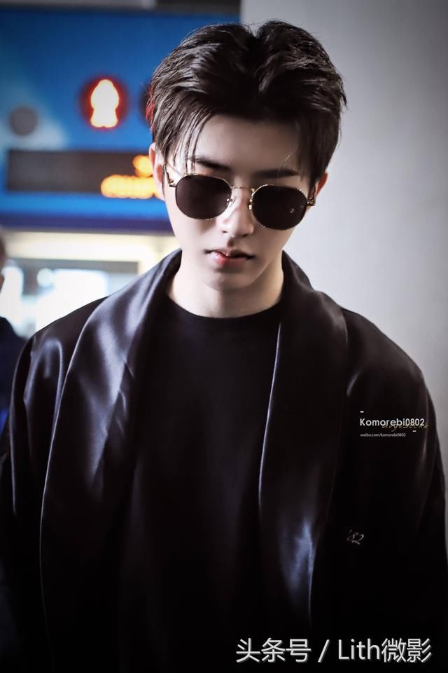 蔡徐坤被曝天价片酬?这几点理由证明是谣言,粉丝:遇到骗子了吧