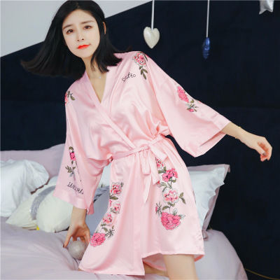 告诉你:一生不穿一次“美人”睡裙，永远不知道自己的魅力多大?