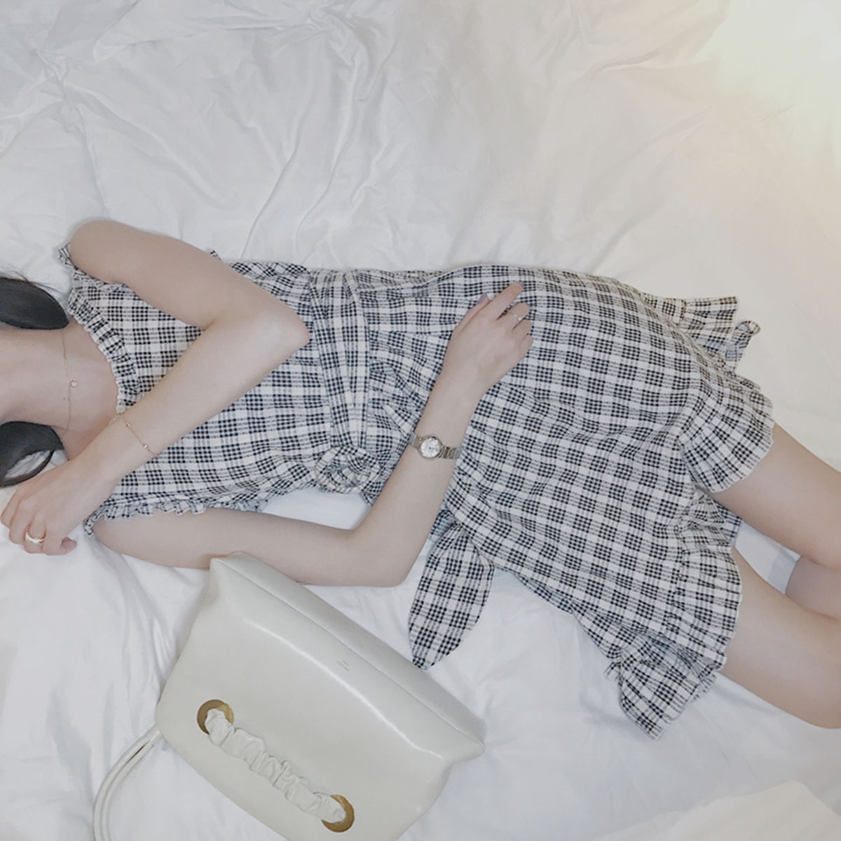 有一种裙子:叫“木耳裙”，上身显嫩显白显瘦，配上高跟鞋太美了