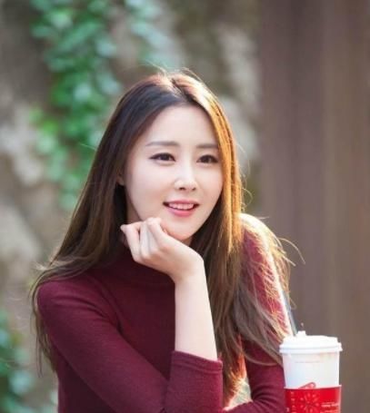 小妙:"皮肤暗黄多是这个原因导致的,几个小妙招,让你恢复红润好气色"