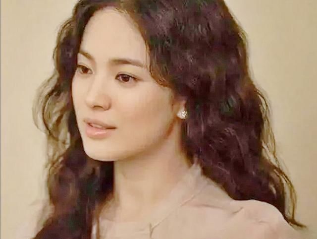 「时髦」女人过了30岁,尽量避免这几种“大妈”发型,看似时髦其实很俗!
