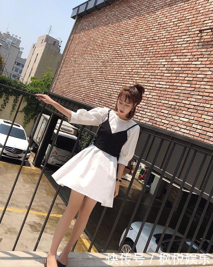 『少女』街拍:元气满满的范连衣裙搭配,轻松营造出青春靓丽的少女感