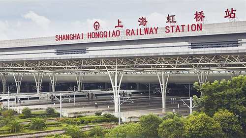 我国最“赚钱”的高铁，高峰时像公交车一样，5分钟就发一趟！