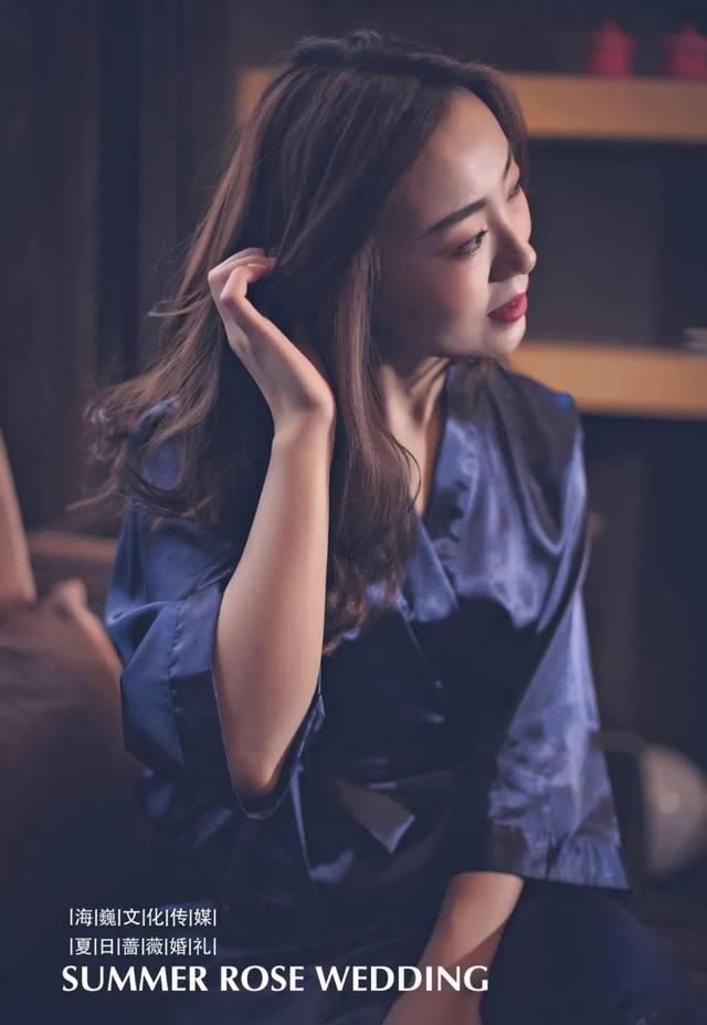  「打造」温柔大气的香槟色，将婚礼的浪漫发挥到极致，风车和羽翼打造梦境