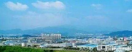 全国最牛的镇！竟同时拥有飞机场、高铁站、火车站