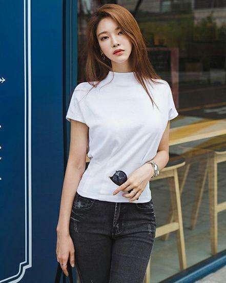 紧身裤随时随地展示您的优雅气味，让你的腿部比例更加完美！