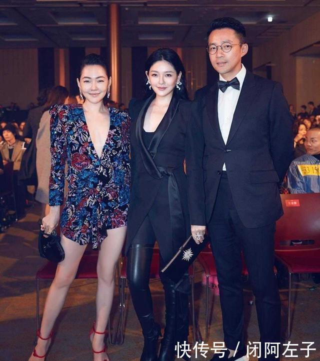  让造型变得@小S为艳压姐姐真拼，穿印花裙领口开到腰还不够，裙摆短到大腿根
