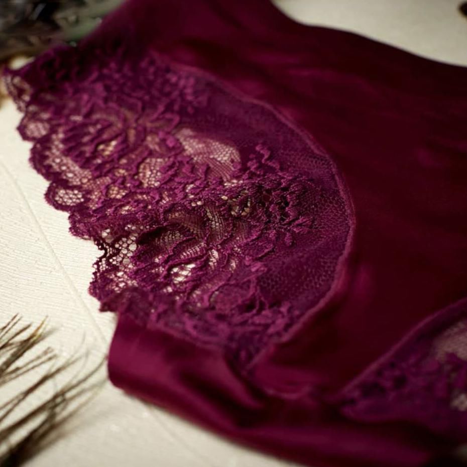 不管纯棉裤还是丁字裤，扔了吧!时下巨流行穿“0感裤”，那才美