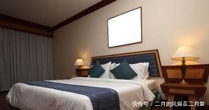 为什么酒店床上总会放一块布?到底有什么用?酒店经理告诉你答案