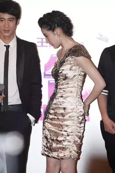 王力宏多管闲事，把刘亦菲都整尴尬了，人家能开心吗？