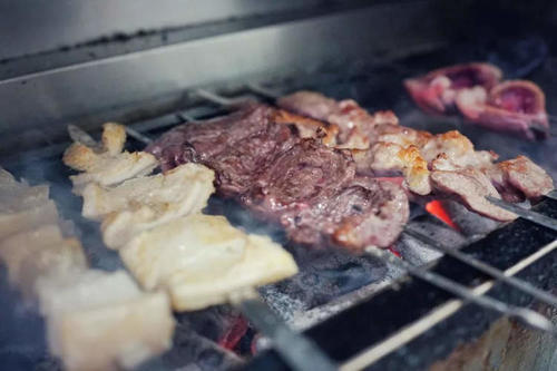 周到晨报：昨天起，可以搭乘高铁去美食之都——香港觅食啦！周到