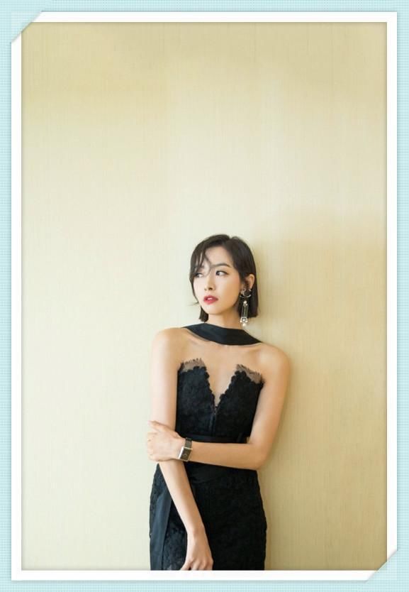 宋茜厉害！穿抹胸裙还敢在中间开个叉，网友：身材没点料真挂不住