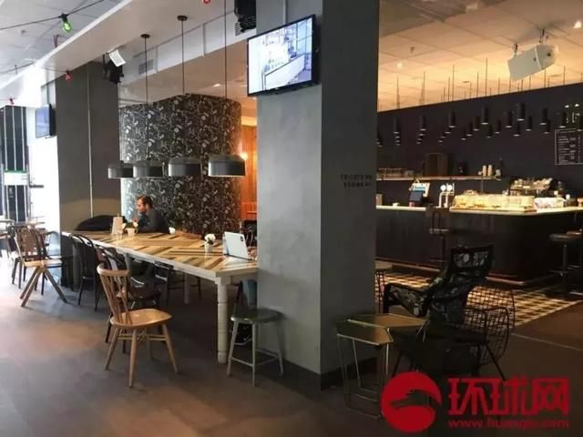 驻瑞使馆谈中国游客被扔公墓事件：当事人压力很大，网友勿落井下