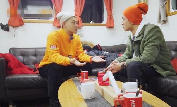 黄子韬承认感情