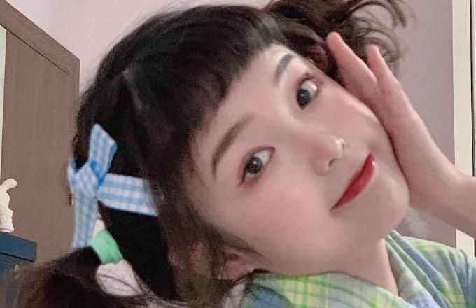  女生|女生脸上有这3特征，就是俗称的“桃花脸”，中两个都少见，你有吗？