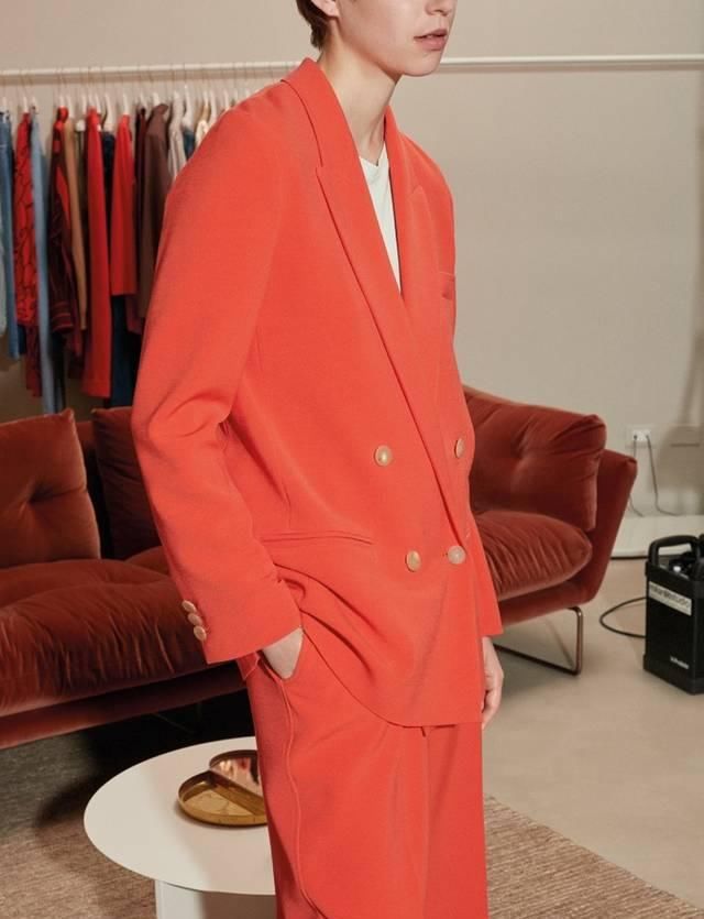  展现：MAGshowroom名人陈列室倾情展现——欧州高档时尚服装品牌2020春夏季系列产品