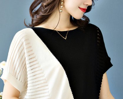 身材有致的女人别穿连衣裙，瞧这修身T恤，凉爽又性感迷人