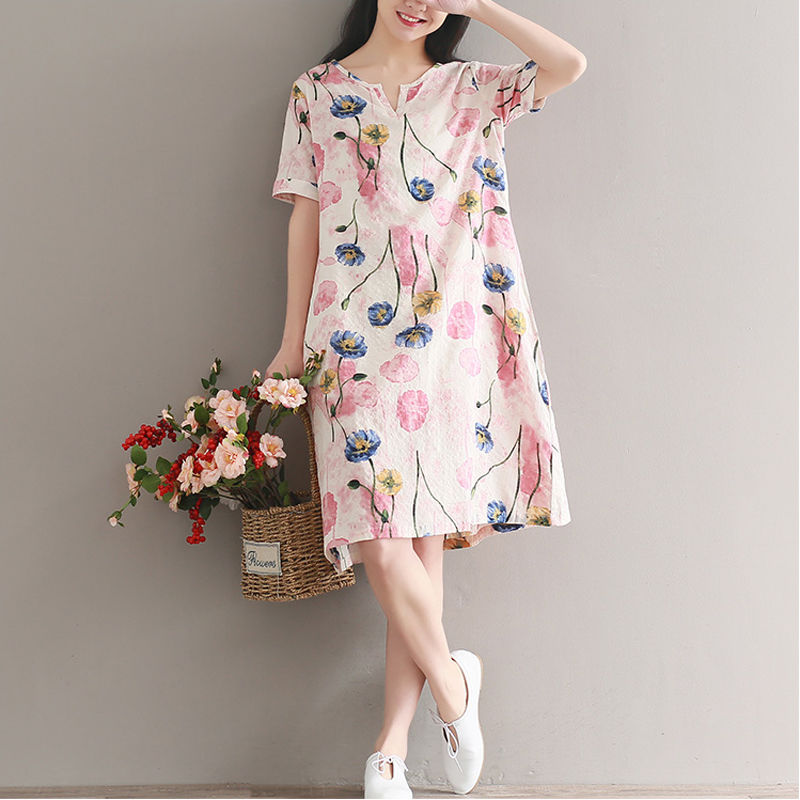 姐姐身上的漫步裙真好看，短款优雅显嫩，果然高端迷人眼