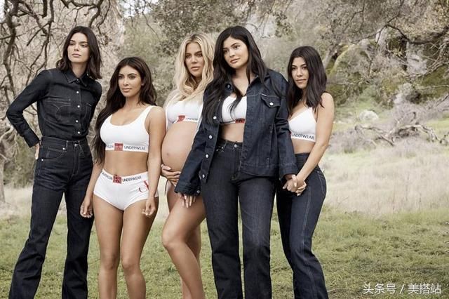 卡戴珊家族5姐妹集体出镜拍摄大片，金卡戴珊秀逆天“豪华臀”！