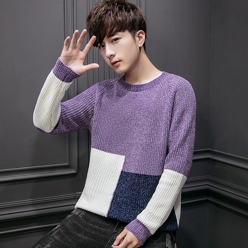 天气慢慢转凉了，这款毛衣是今年特别流行的款式，穿上特别有品味