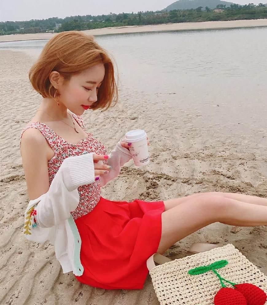 剪短发，显胸大，有图有真相!