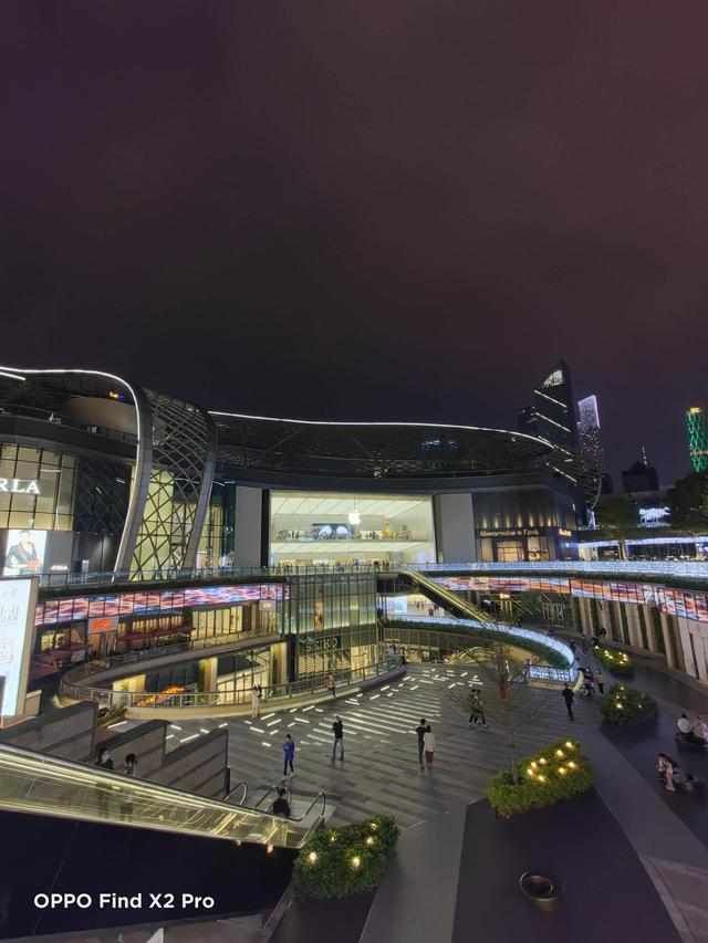 『超广角』有了FindX2Pro全能5G旗舰,你的夜景拍摄将不但单调