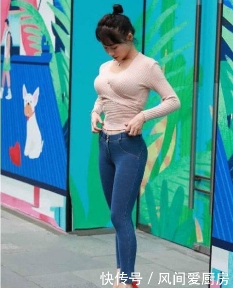 穿牛仔■看似“紧致”的牛仔裤,舒适修身一点不含糊!
