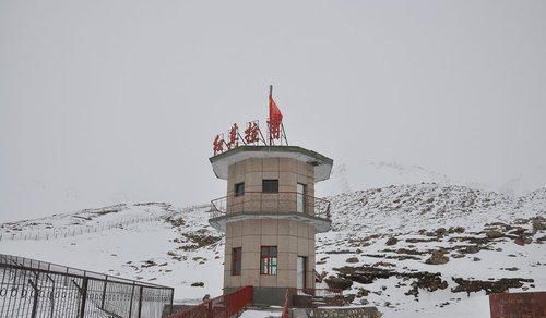             哨兵为何两人配发一支枪？20年前发生惨剧，至今仍记