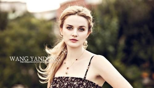 俄罗斯美女伊莉莎