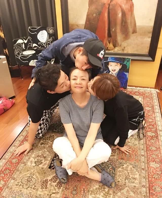 「赵婷」宋丹丹女儿赵婷获奖,处世不张扬博学多才,有窍门?