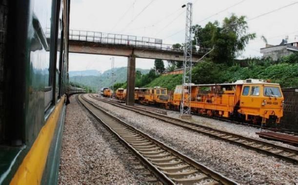  中国@中国最厉害铁路，曾遭外国人嘲笑，如今被联合国列为世界奇