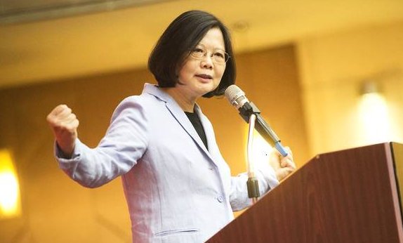  【民进党】剑指选举？蔡英文准备的恶毒＂子弹＂已上膛