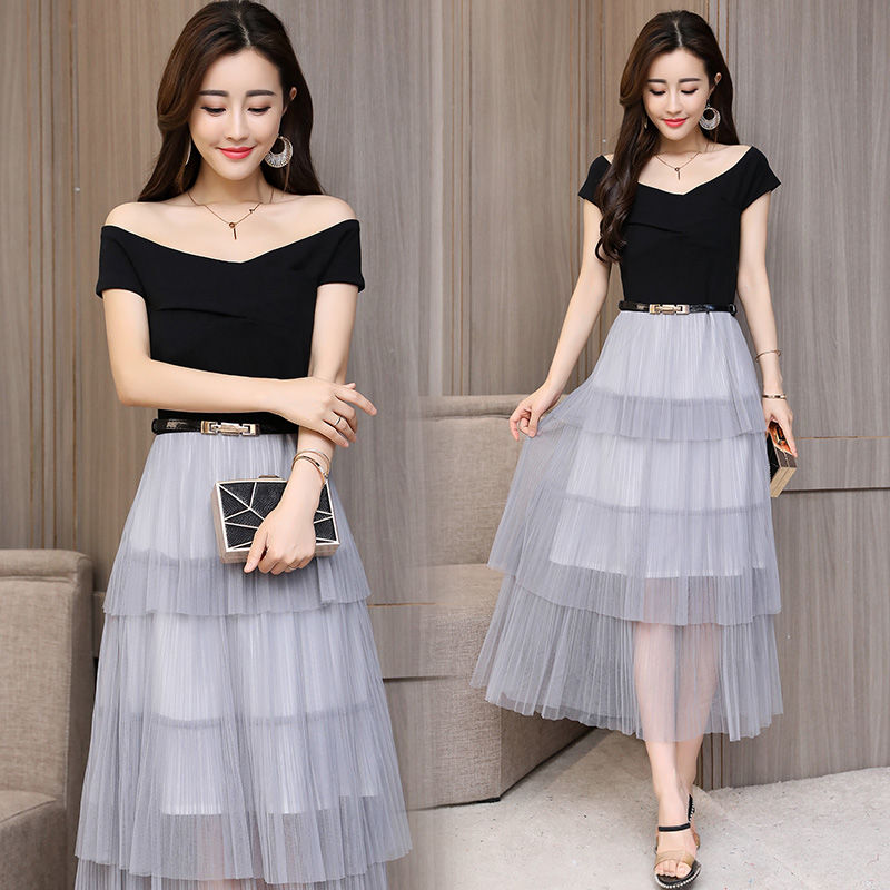 姐姐真会穿衣打扮，这些裙子穿在身上，看起来只有十八岁的样子