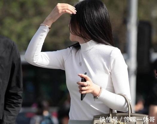  辣妈@摄影气质辣妈，你以为这样就能挡住吗