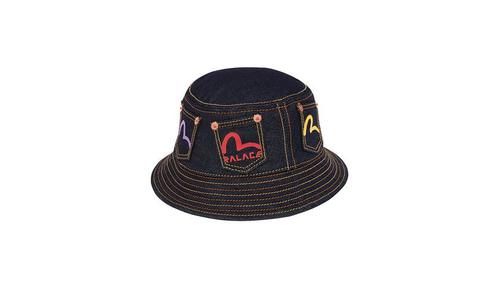  『PALACE』细节玩味丰富！PALACE x EVISU 联名系列正式发布