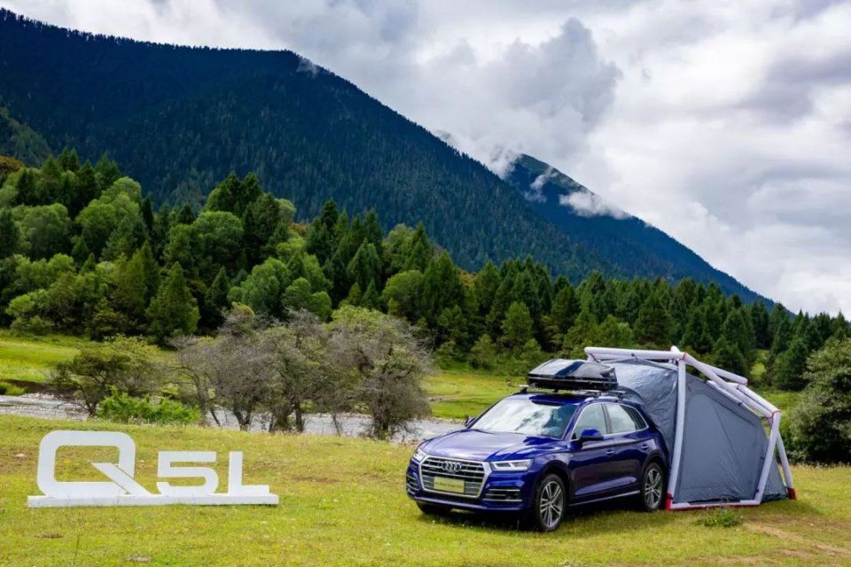 2018年初秋，“琉璃蓝色”必火!