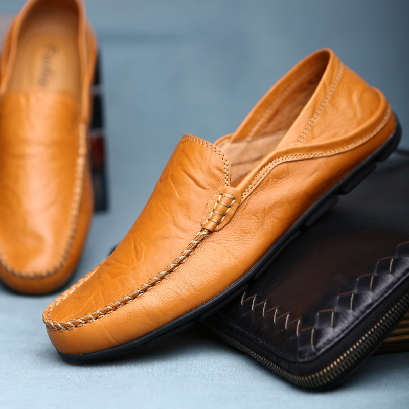 不捂不臭，回头率无敌，上演现实版“撕漫男”, 鞋却穿成船