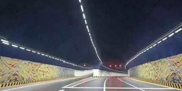 港珠澳大桥后, 中国又一逆天工程让世界“炸锅”, 日本: 烧钱啊