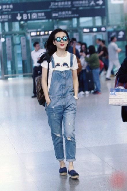 早秋不愁没裤穿 看杨幂袁珊珊刘诗诗金小妹的牛仔裤N种搭配